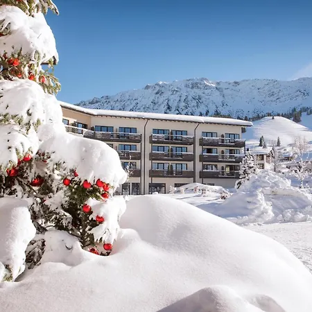 Hotell Panoramahotel Oberjoch 4*