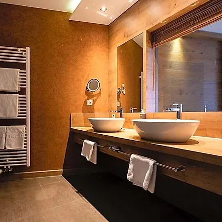 Hotel Panoramahotel Oberjoch 4*