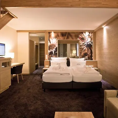 Hotel Panoramahotel Oberjoch 4*